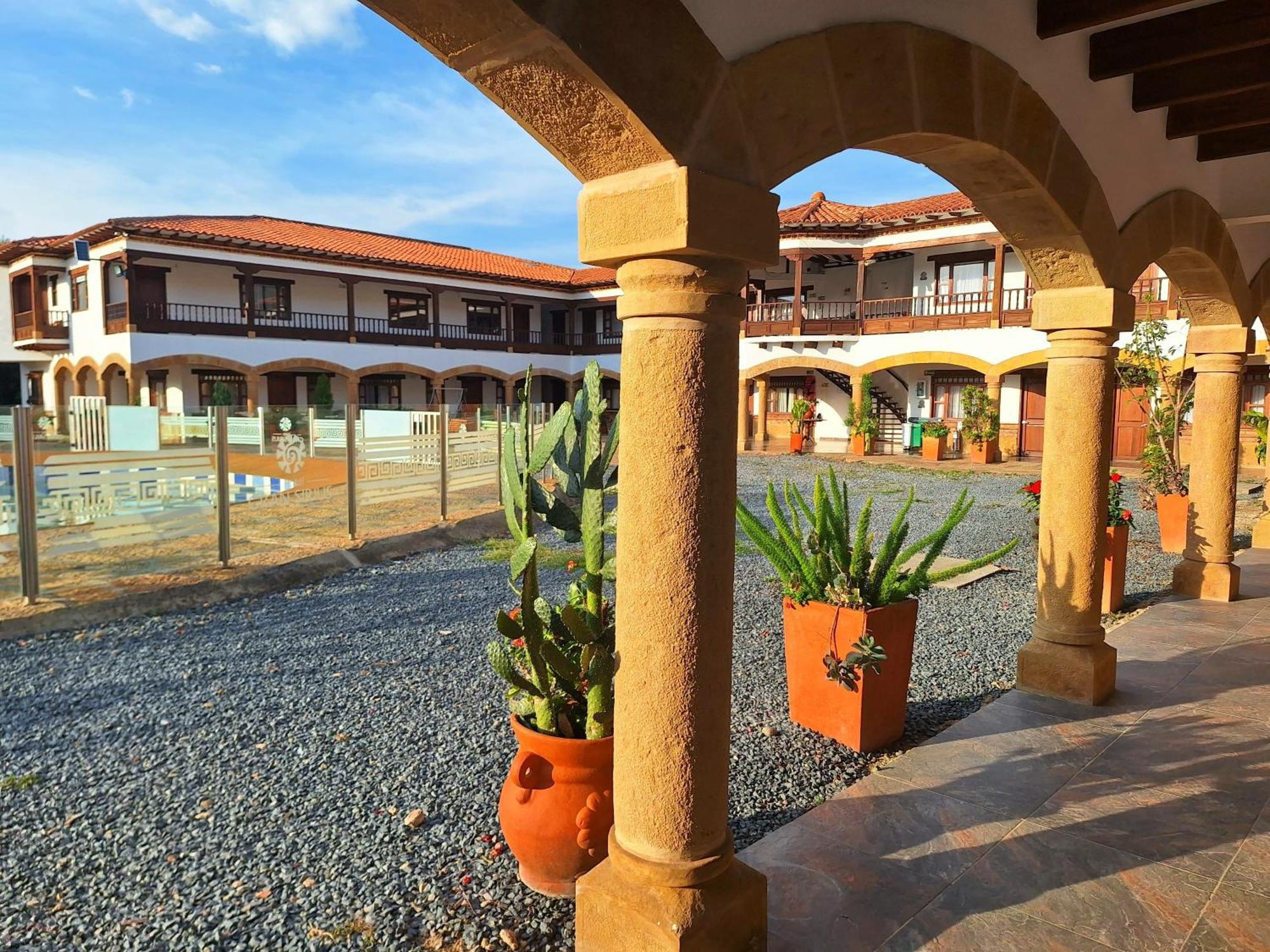 Hotel Gran Sirius Sachica Exterior photo